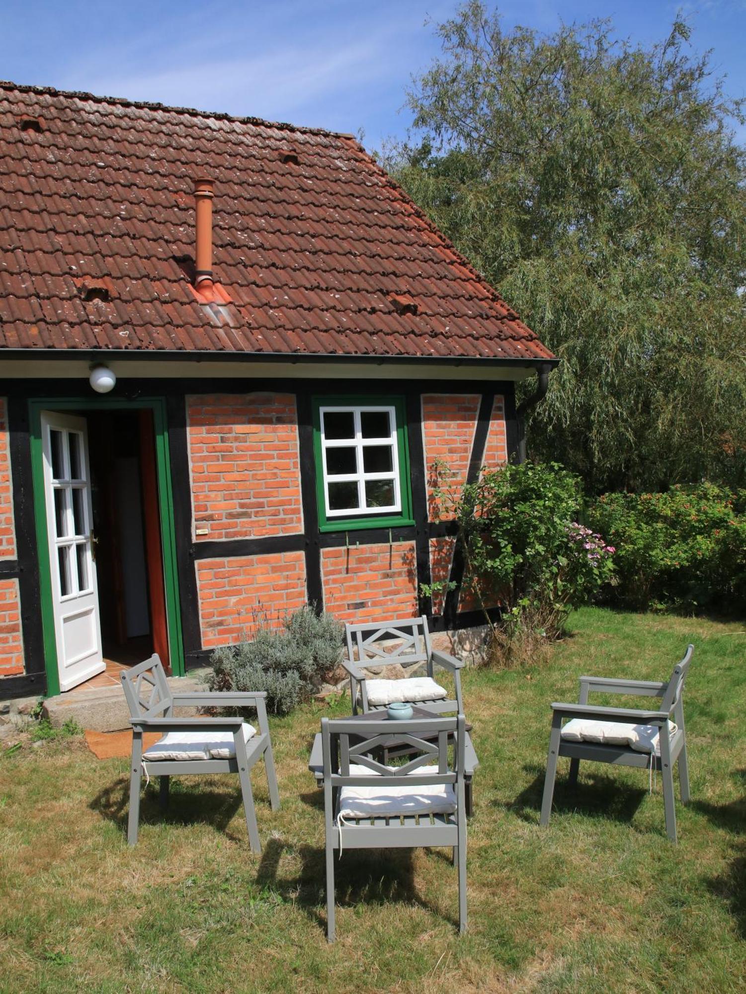 Gut Basthorst Hotel Basthorst  Exterior photo